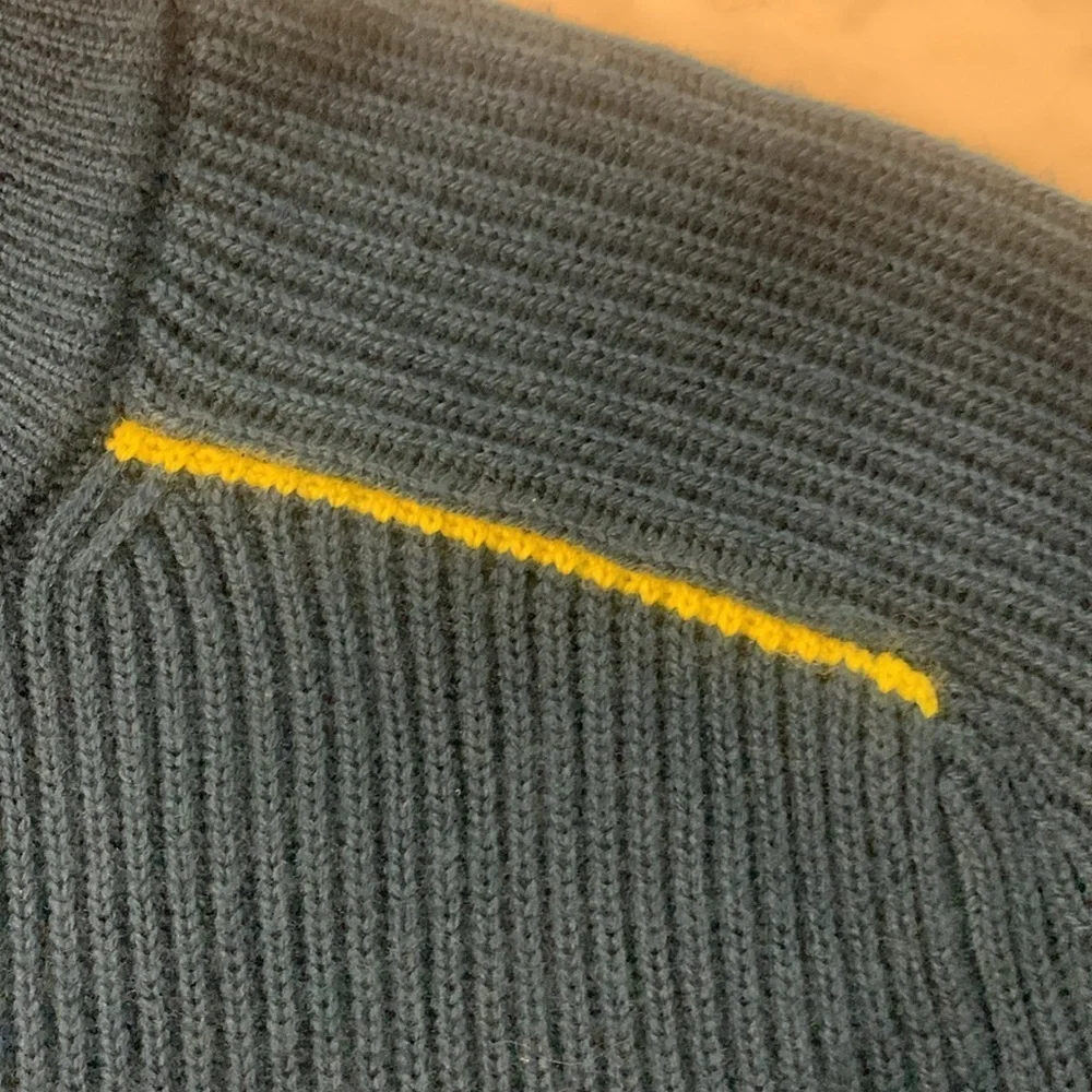 Vineyard Vines On The Go sweater in performance Wool, teal / electric yellow,XS